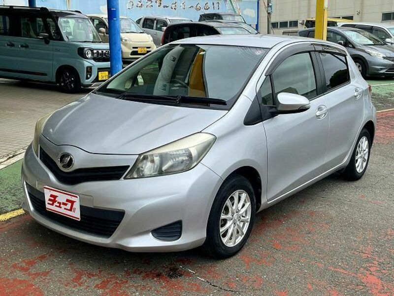 TOYOTA VITZ