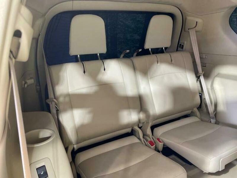 LAND CRUISER PRADO-9