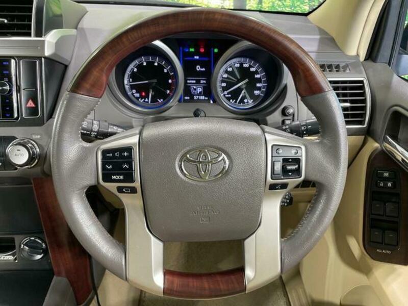 LAND CRUISER PRADO-11