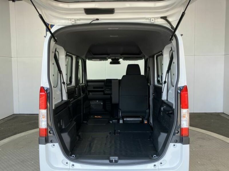 N-VAN