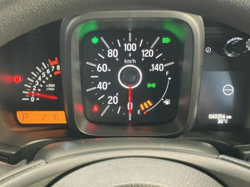 N-VAN