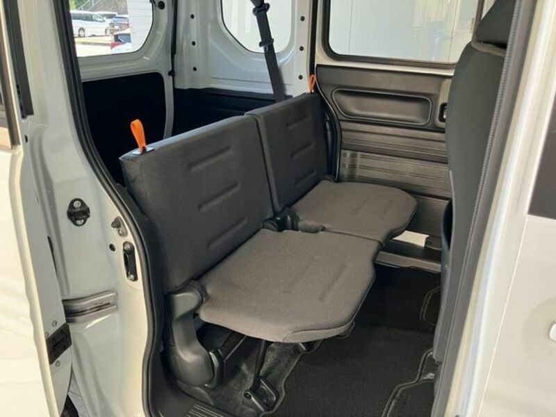 N-VAN