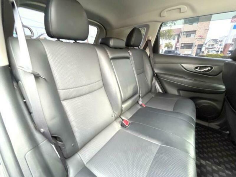 X-TRAIL-12