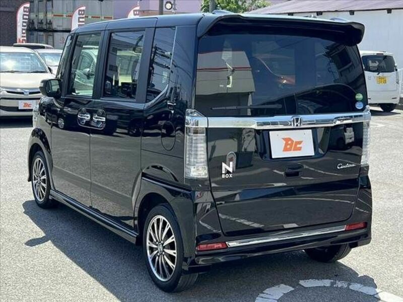 N BOX CUSTOM-14