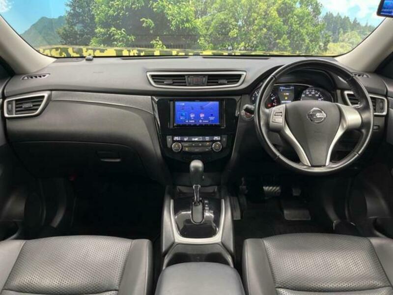 X-TRAIL-1