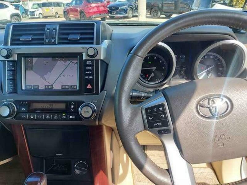 LAND CRUISER PRADO-2