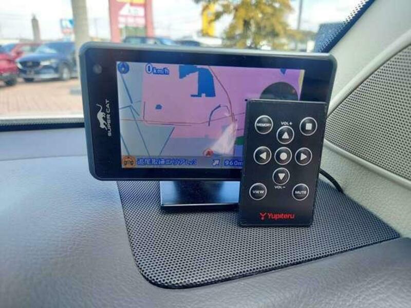 LAND CRUISER PRADO-18