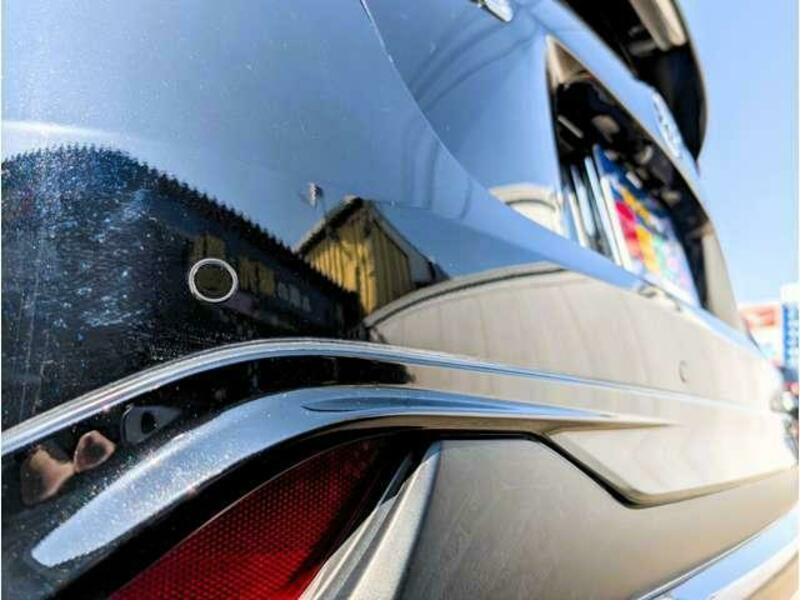 PRIUS-9