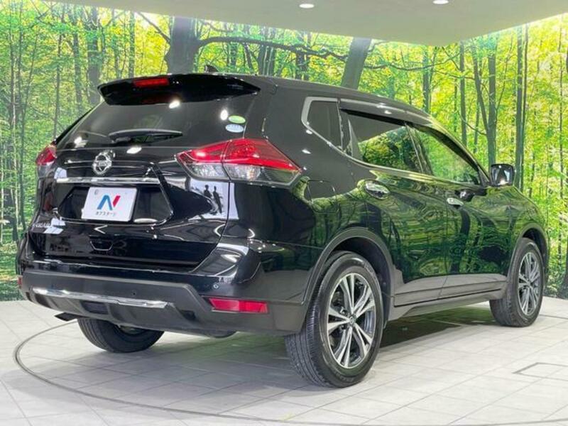 X-TRAIL-16
