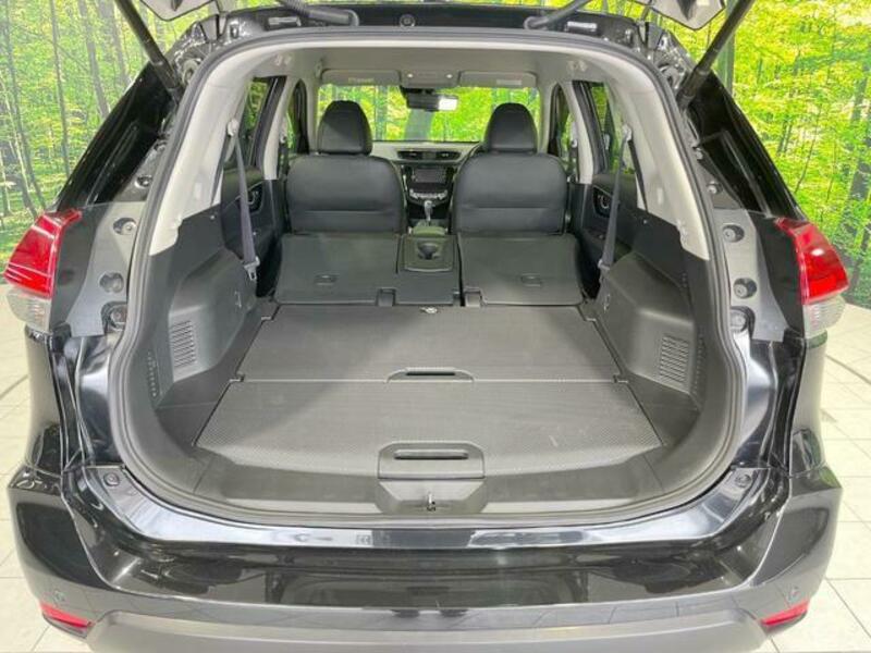X-TRAIL-9