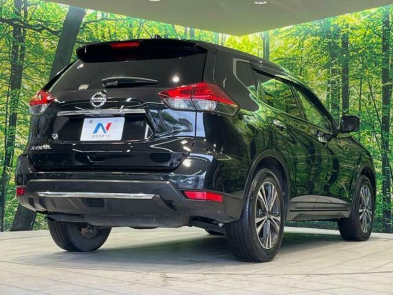 X-TRAIL-16