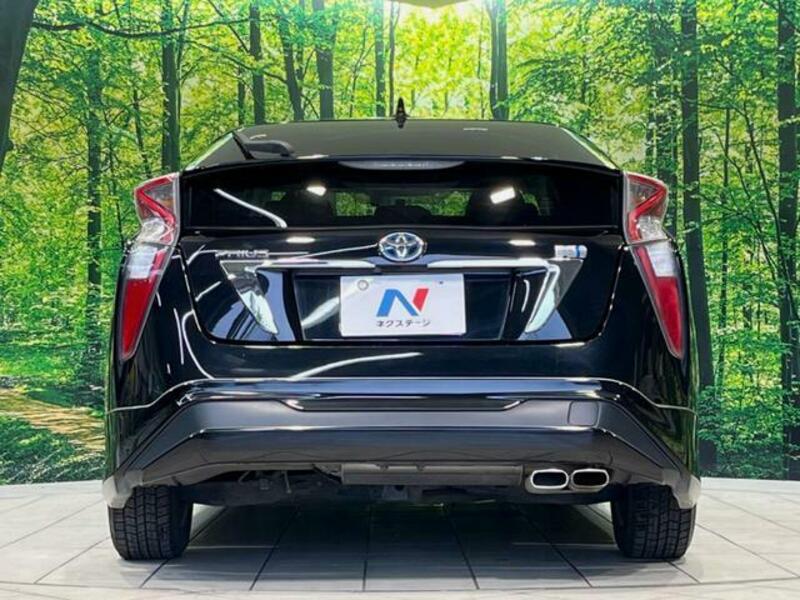 PRIUS-4