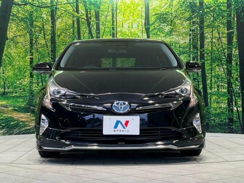 PRIUS-8