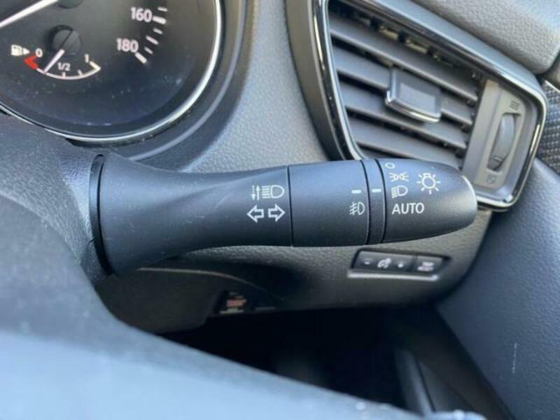 X-TRAIL-16