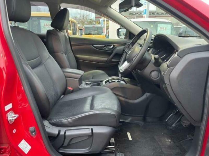 X-TRAIL-4
