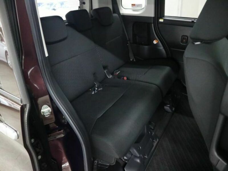 ROOMY-12