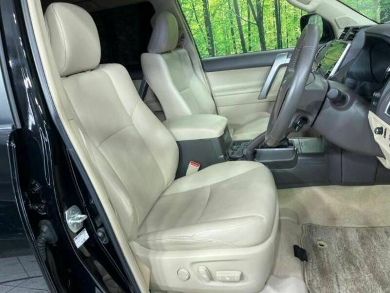 LAND CRUISER PRADO-8