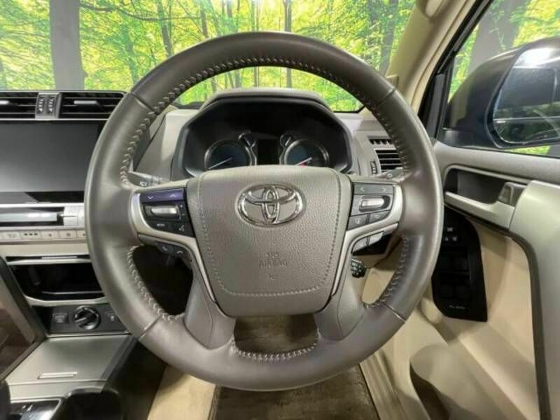 LAND CRUISER PRADO-11