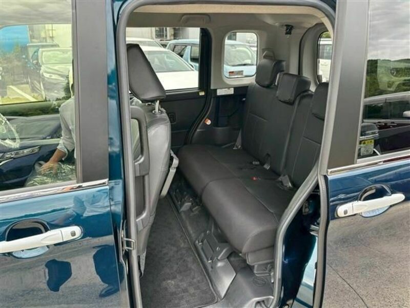 ROOMY-10