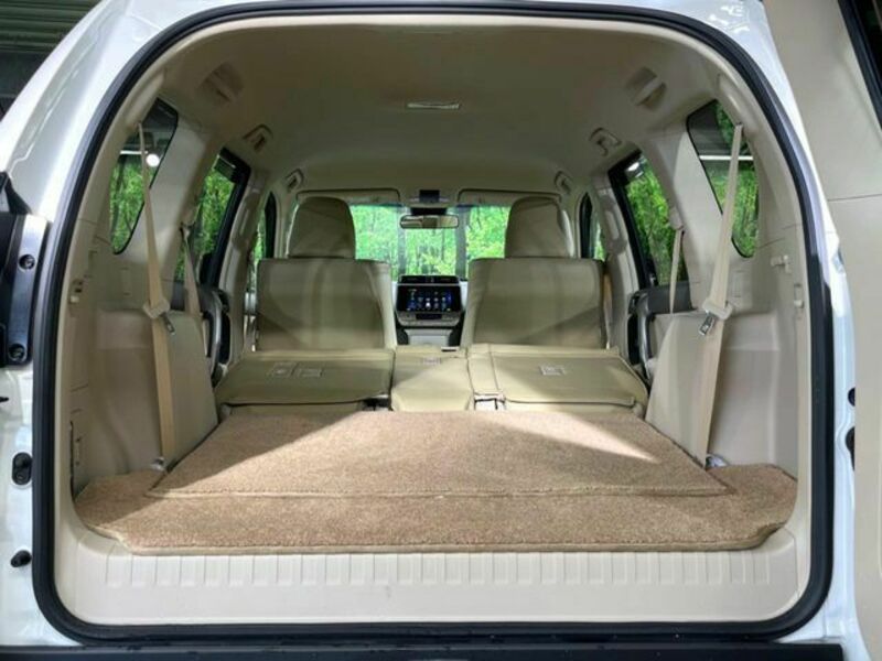 LAND CRUISER PRADO-9