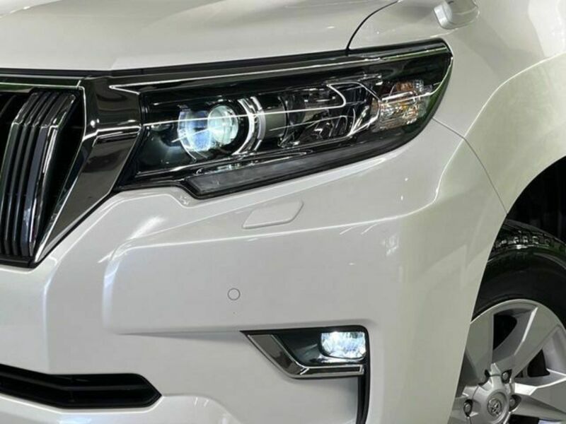 LAND CRUISER PRADO-11