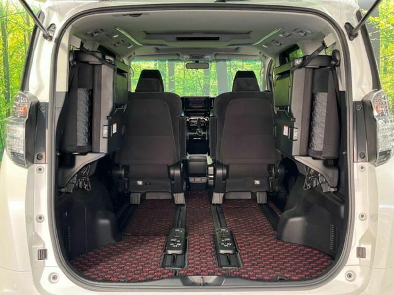 VELLFIRE-11
