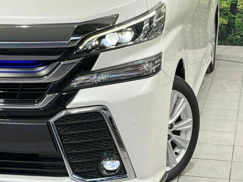 VELLFIRE-13