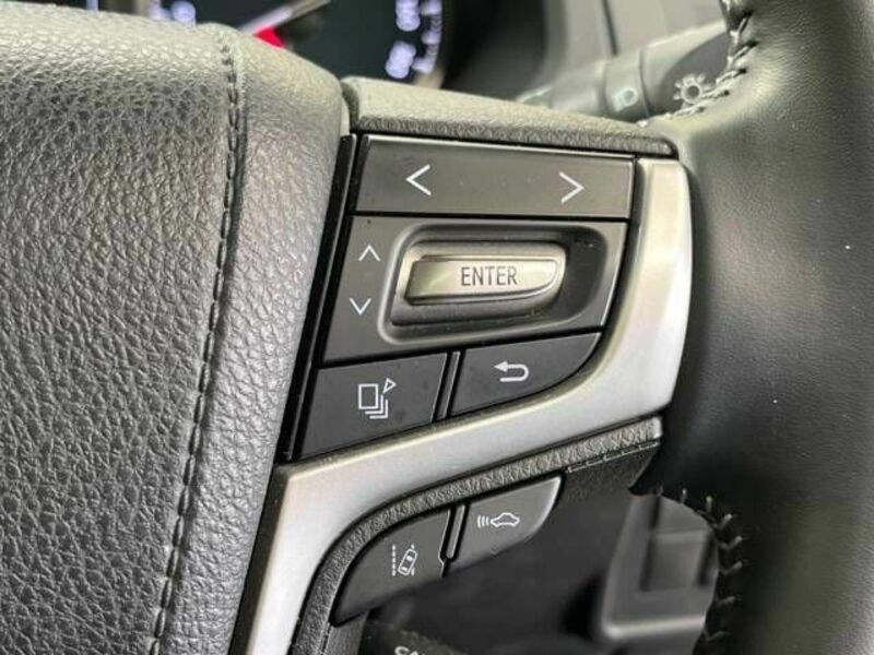 LAND CRUISER PRADO-6