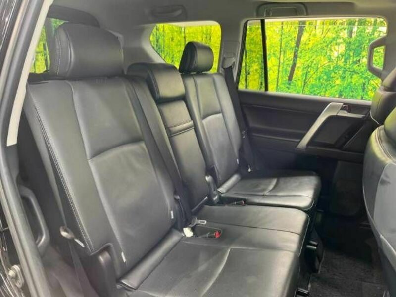 LAND CRUISER PRADO-9