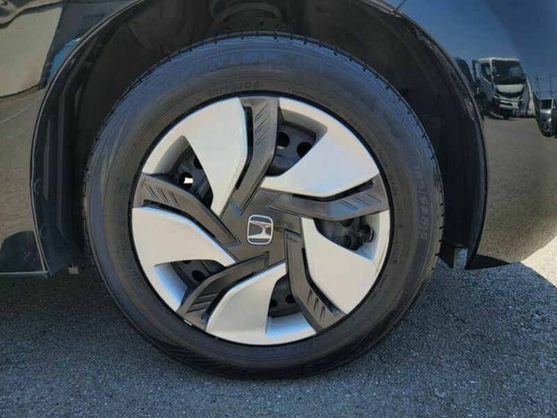FIT HYBRID-5