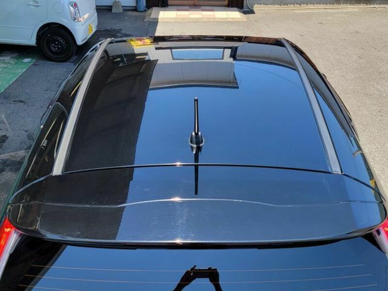 FIT HYBRID-28
