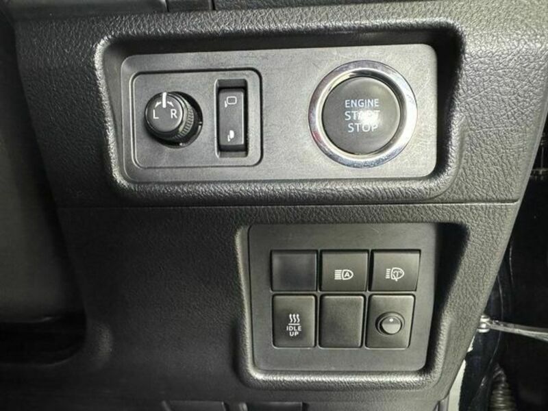 LAND CRUISER PRADO-13
