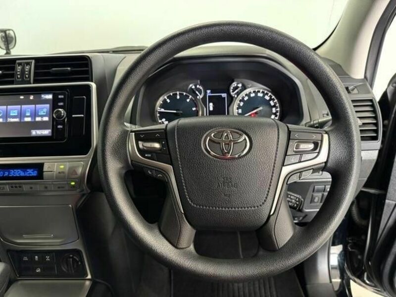 LAND CRUISER PRADO-20