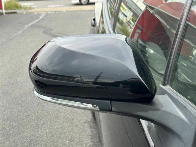 PRIUS-25