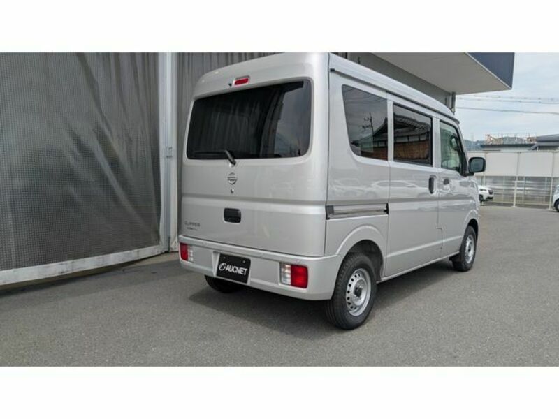 CLIPPER VAN