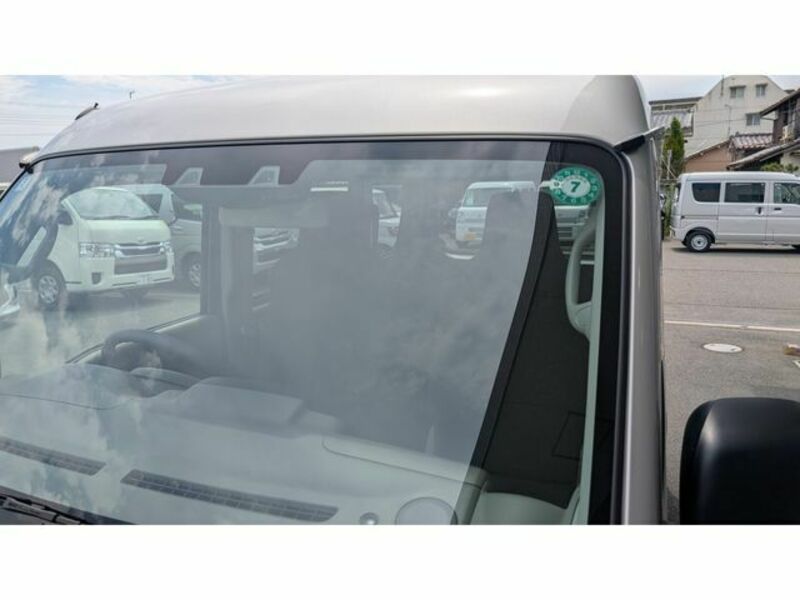 CLIPPER VAN