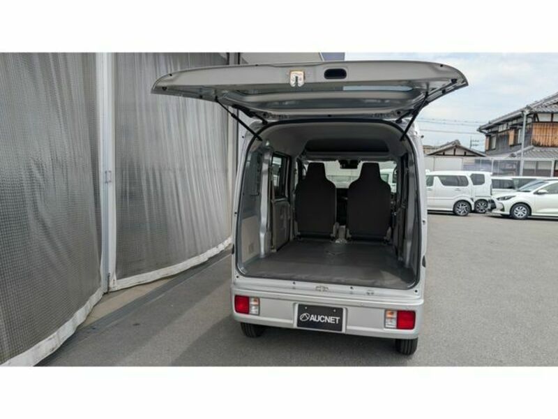 CLIPPER VAN