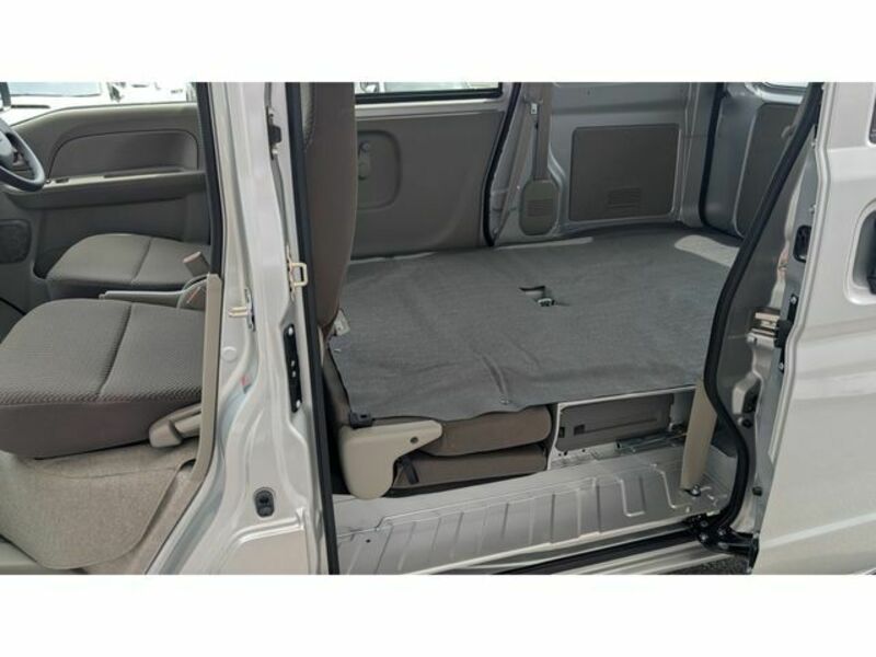CLIPPER VAN