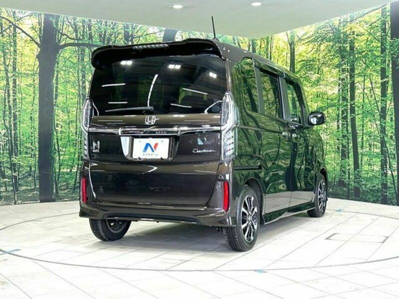N BOX CUSTOM-16