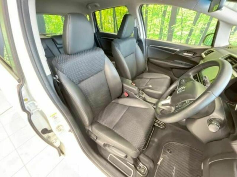 FIT HYBRID-7