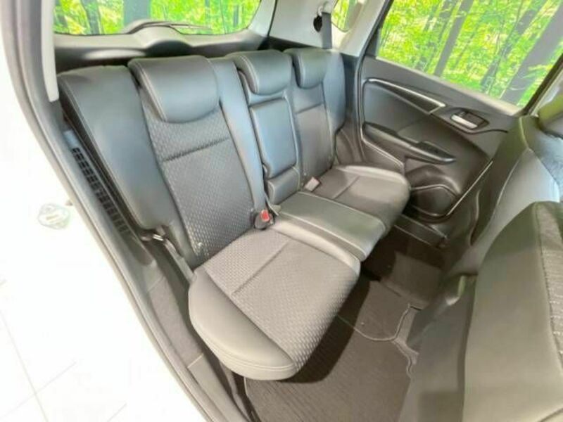 FIT HYBRID-8