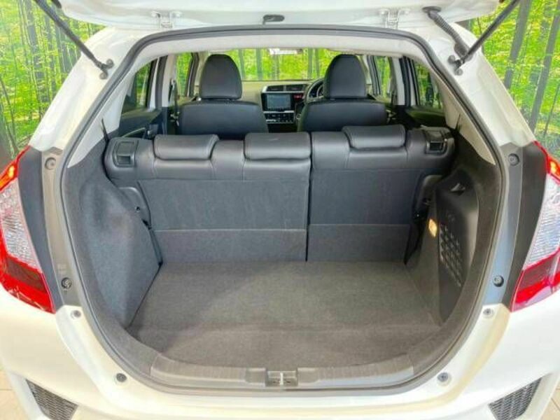 FIT HYBRID-9