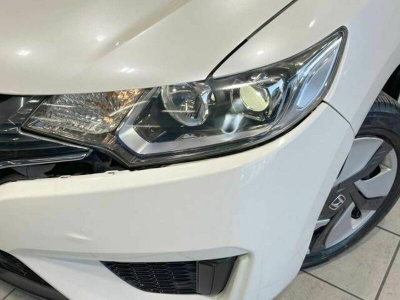 FIT HYBRID-11