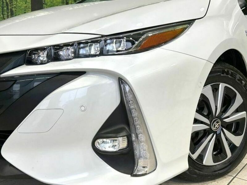 PRIUS PHV