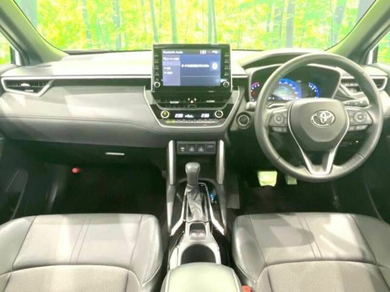 COROLLA CROSS-1