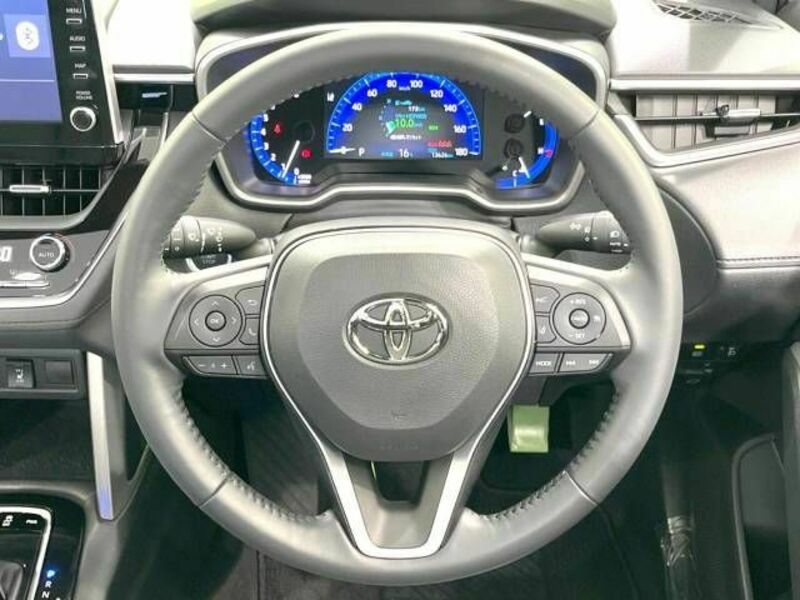 COROLLA CROSS-10