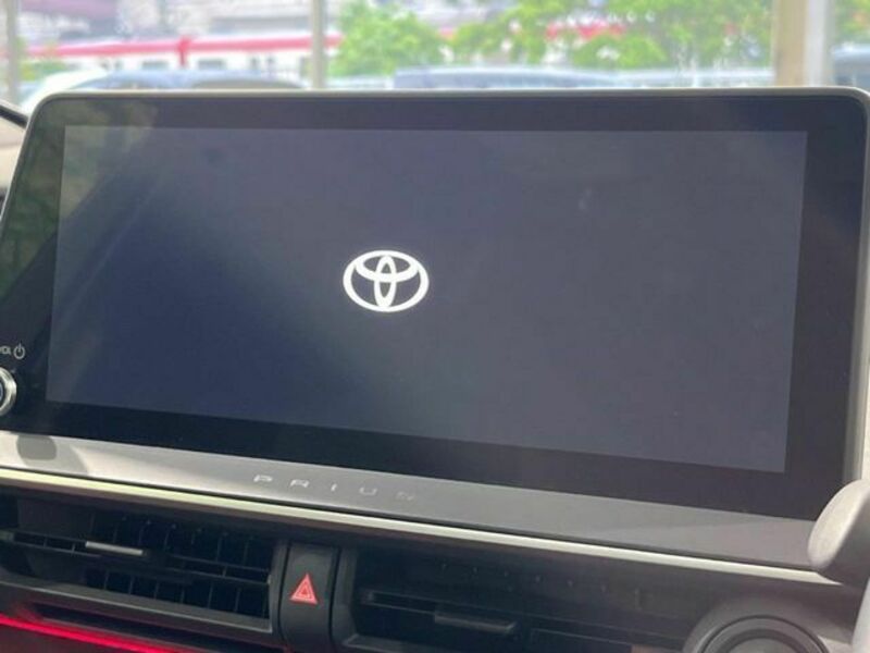 PRIUS-4