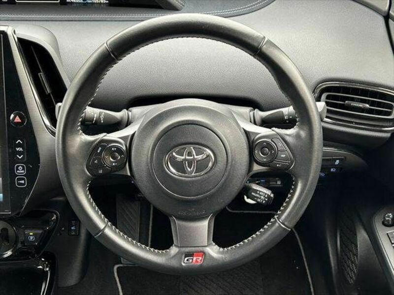 PRIUS PHV-9