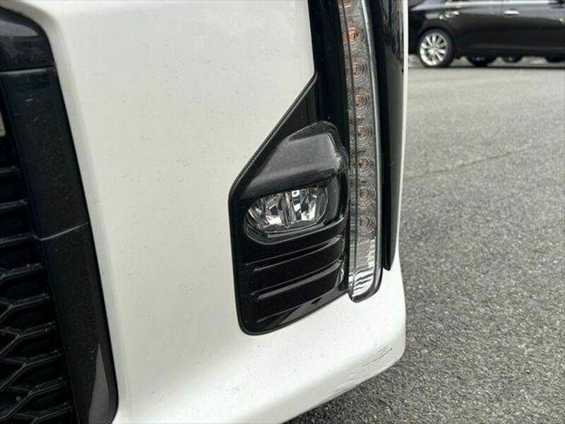PRIUS PHV-22