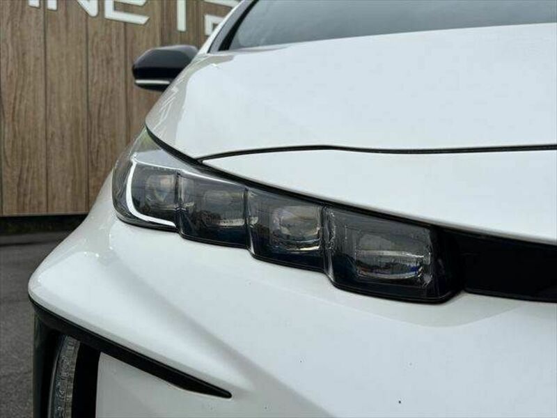 PRIUS PHV-23